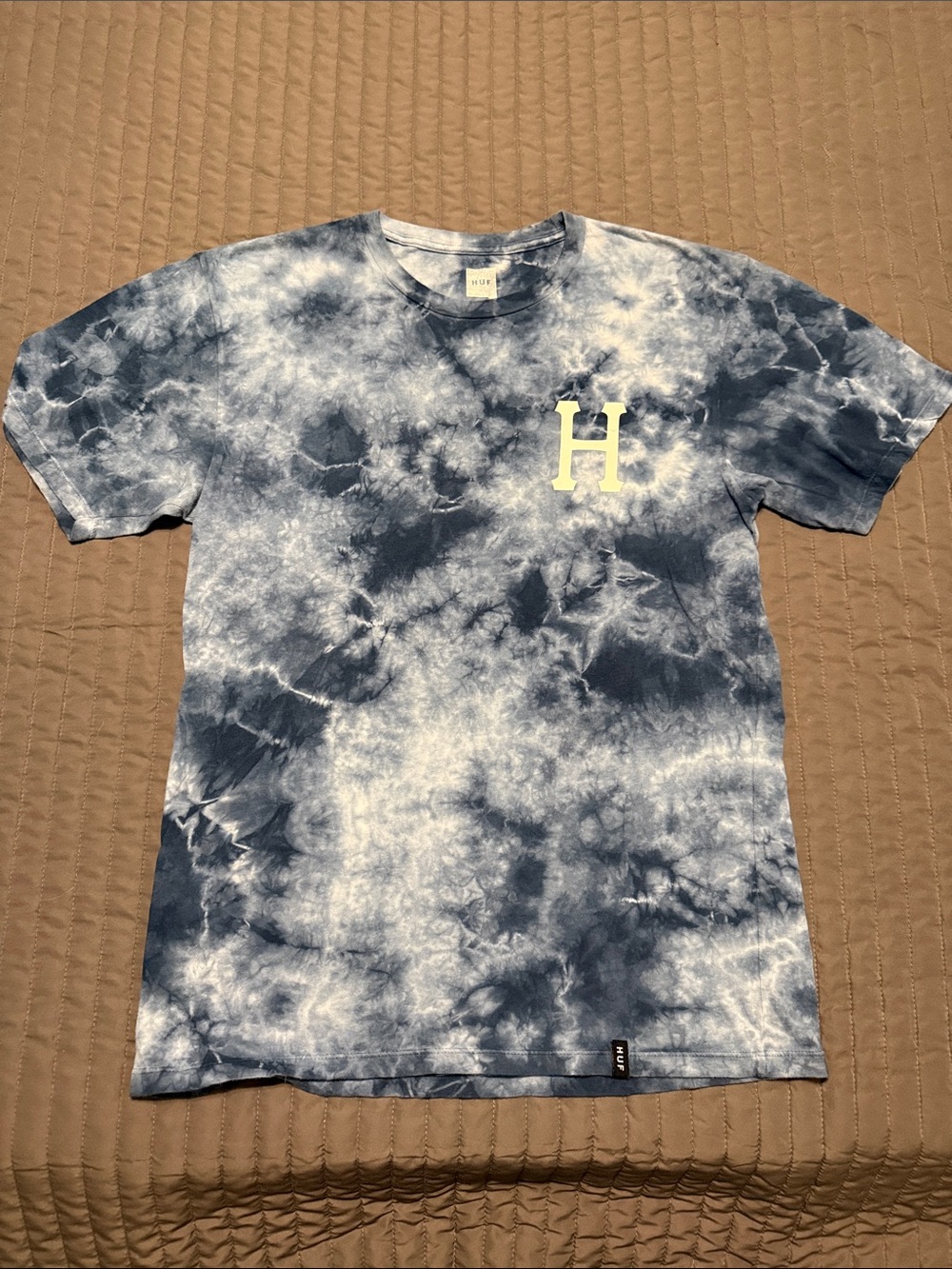 HUF Men's Navy and White Tie-Dye Short Sleeve Tee with Yellow 'H'